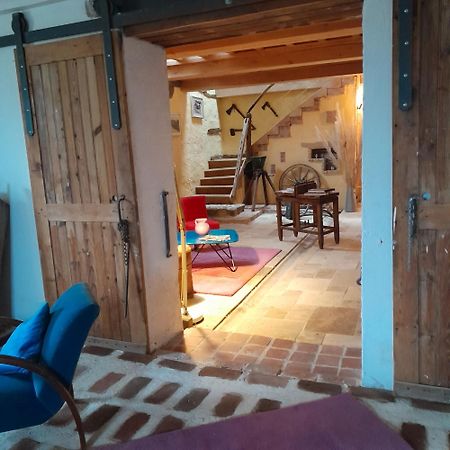 Hotel Le Moulin De Chamambard Saint-Denis-les-Bourg Esterno foto