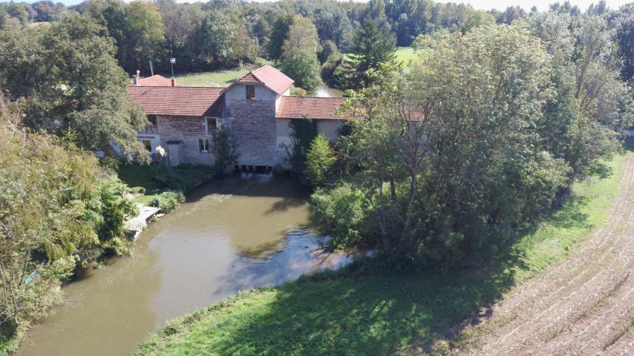Hotel Le Moulin De Chamambard Saint-Denis-les-Bourg Esterno foto
