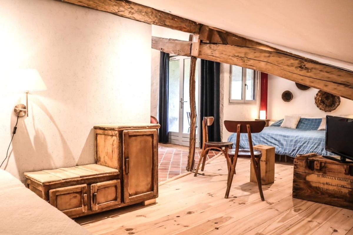 Hotel Le Moulin De Chamambard Saint-Denis-les-Bourg Esterno foto